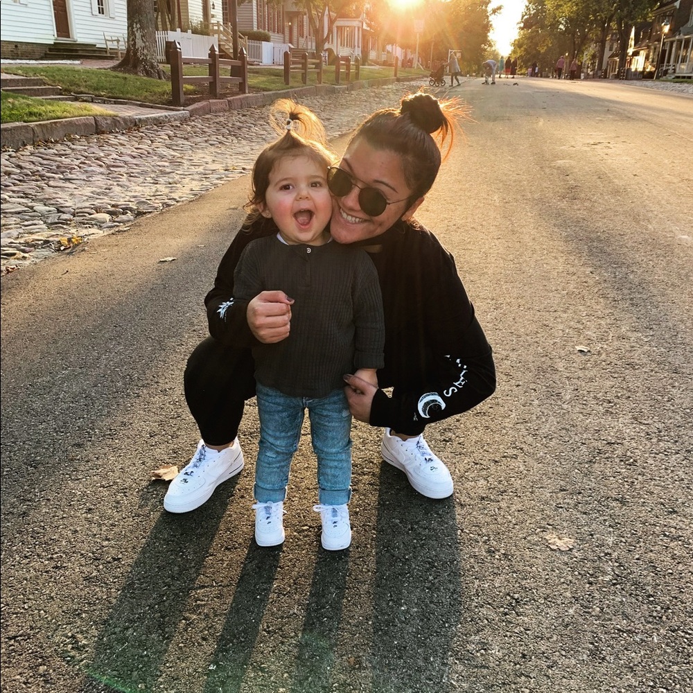 Meet your Posher, Rebecca